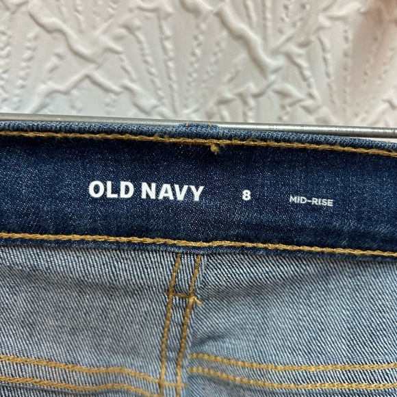 NWT Old Navy Size 8 Mid-rise Denim Shorts - Picture 5 of 7